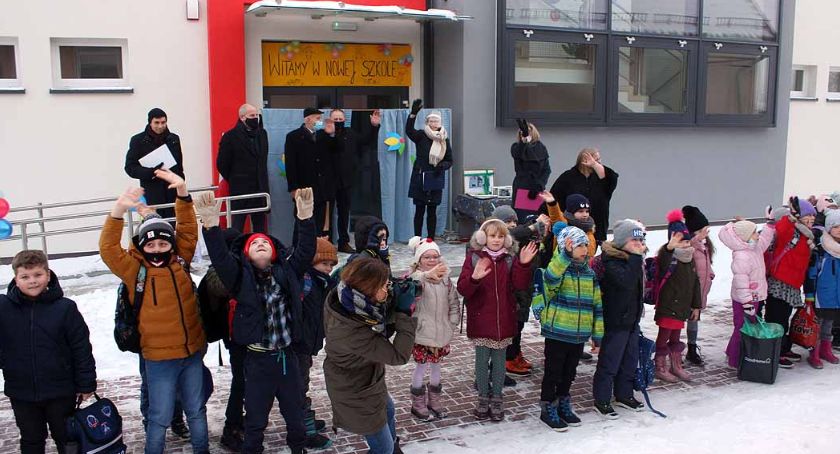 Nowa szkoła otwarta. Spełniły się marzenia kilku pokoleń mieszkańców Tuchomia 
