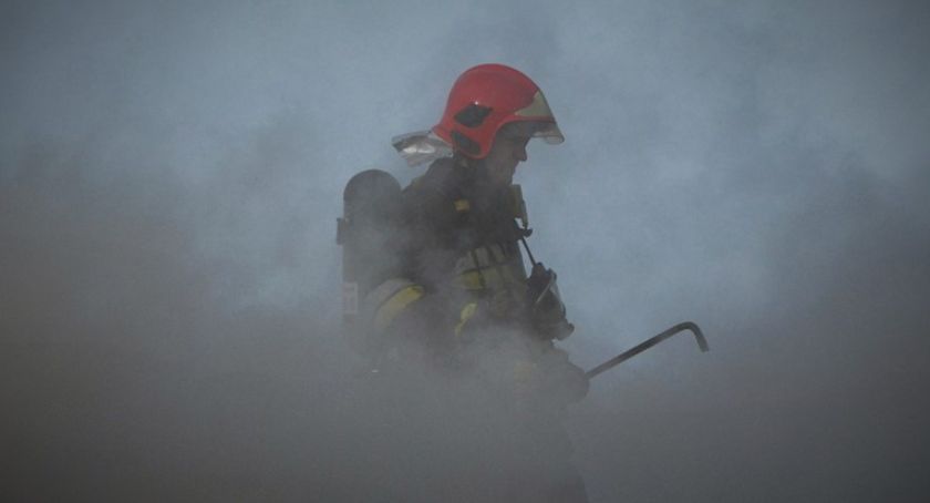 Coraz więcej pożarów powstaje wskutek zaniedbań właścicieli budynków