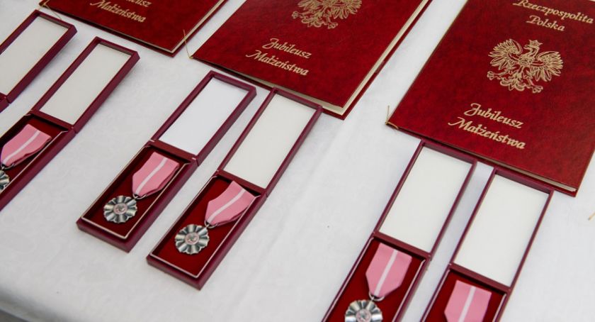 Przeżyli wspólnie pół wieku i więcej - złote, diamentowe i żelazne pary uhonorowane