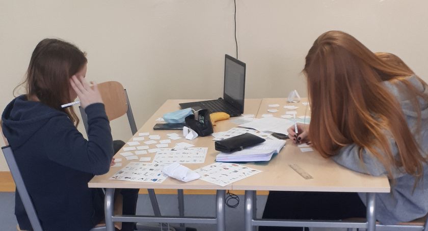 Uczniowie z Podjaz zgłębiali matematyczne zagadki w ramch programu mPotęgi