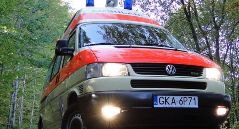 15-latek wjechał skuterem w pieszą - oboje trafili do szpitala