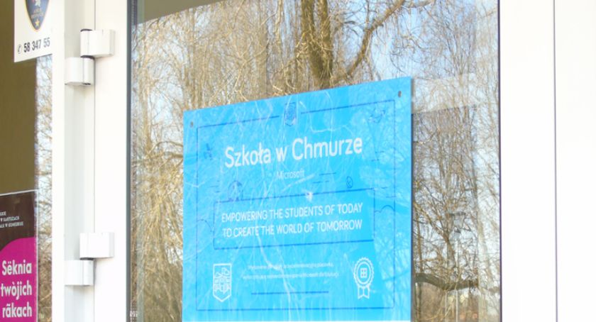 „Dwójka” szkołą w chmurze