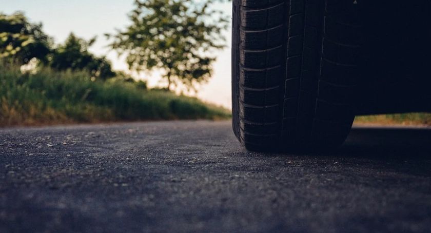 Samorządy z kasą na remonty i budowę dróg. Wspólnie pozyskały blisko 24 mln zł