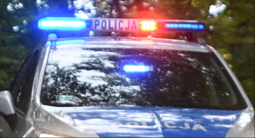 Kartuzy. Miał przy sobie narkotyki. Chciał uciec i wdał się w szarpaninę z policjantem