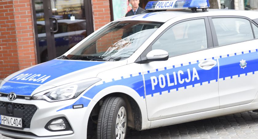 Za kierownicą BMW bez uprawnień i pod wpływem narkotyków