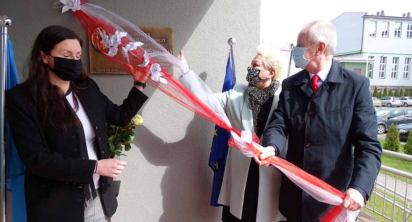 Żukowo. Specjalnemu Ośrodkowi Szkolno – Wychowawczemu nadano imię Biskupa z Miry św. Mikołaja  