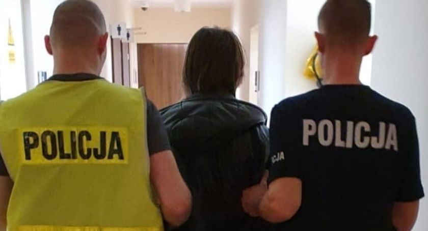 Za włamania z siekierą odpowiada 17-latek. Trafił w ręce policji