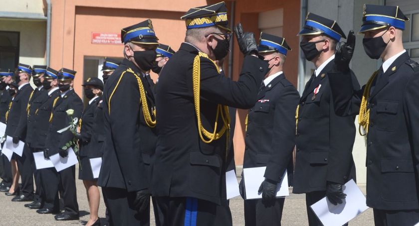 Wojewódzkie obchody Dnia Strażaka. Wśród awansowanych i nagrodzonych kartuscy strażacy 