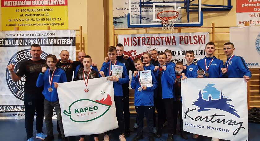 Sześc medali kickbokserów Rebelii na Mistrzostwach Polski w Lesznie