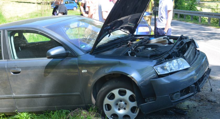 Ręboszewo. Audi wypadło z trasy 