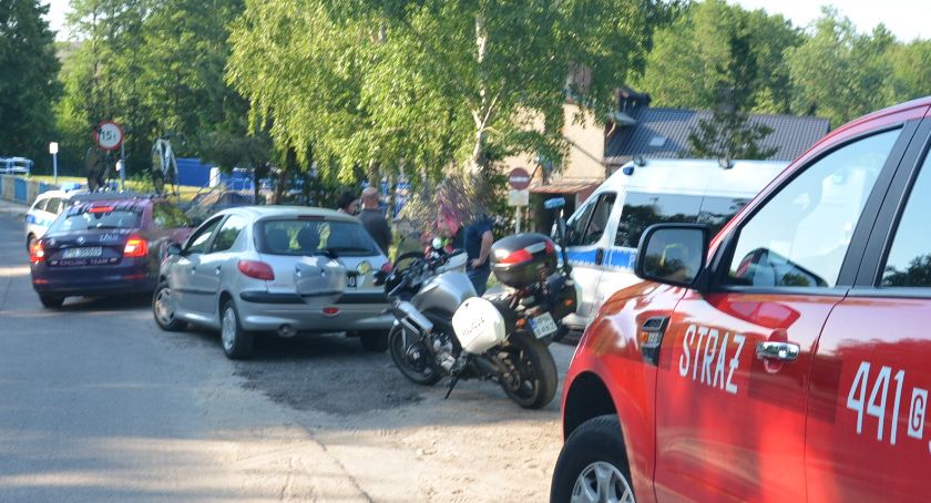 Wypadek na trasie Mistrzostw Polski - 21-letni kolarz potrącony przez samochód