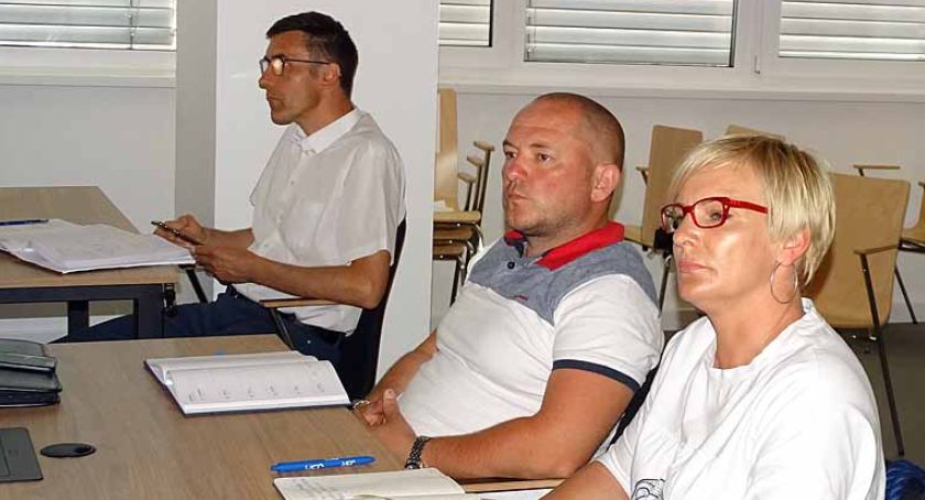 Żukowscy radni zapoznali się z projektem rozbudowy szkoły w Baninie