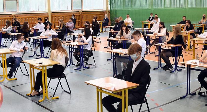 Jak z egzaminami poradzili sobie ósmoklasiści z powiatu kartuskiego?