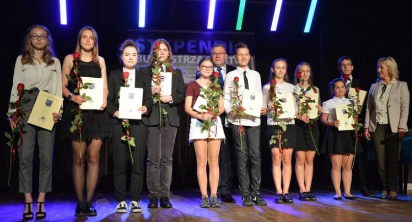 Kartuzy. Rusza nabór wniosków o stypendia burmistrza