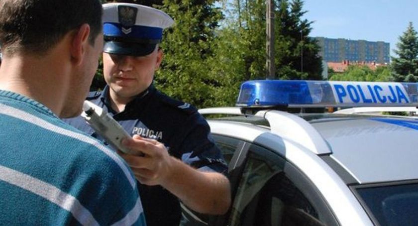 Stworzyli zagrożenie na drodze dla siebie i innych kierowców