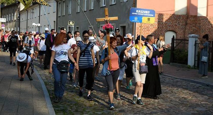 Kartuscy policjanci będą czuwać nad bezpieczeństwem pielgrzymów