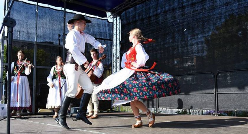 Muzyka Świata na kartuskim Rynku - folklor litewski