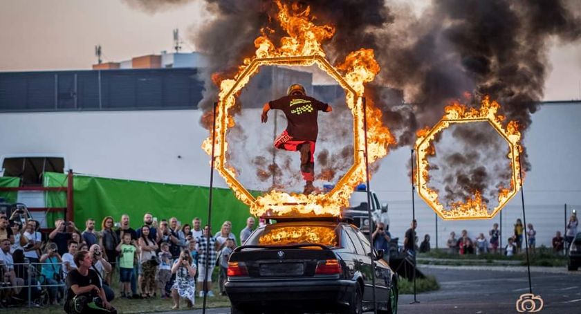 Uwaga konkurs! Wygraj bilety na kaskaderskie show MONSTER TRUCK SHOW w Sierakowicach
