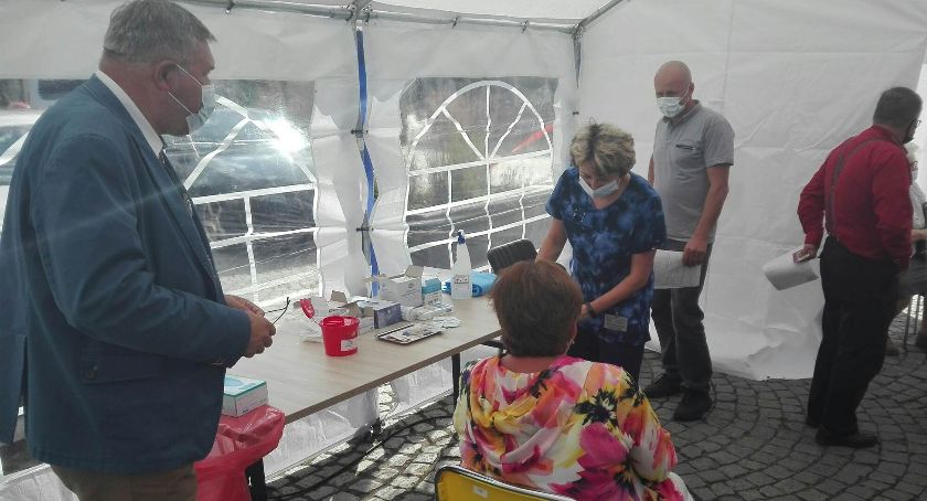 Ponad 90 osób zaszczepiło się na kartuskim Rynku