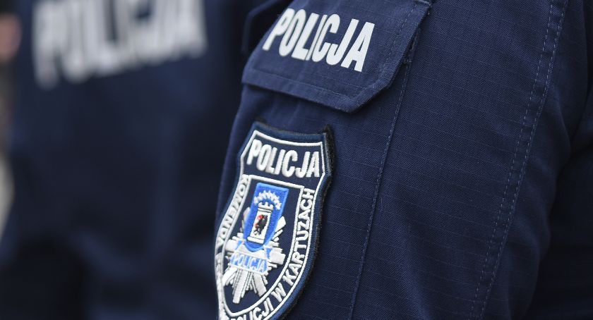 Był środek dnia - wsiadł za kierownicę kompletnie pijany