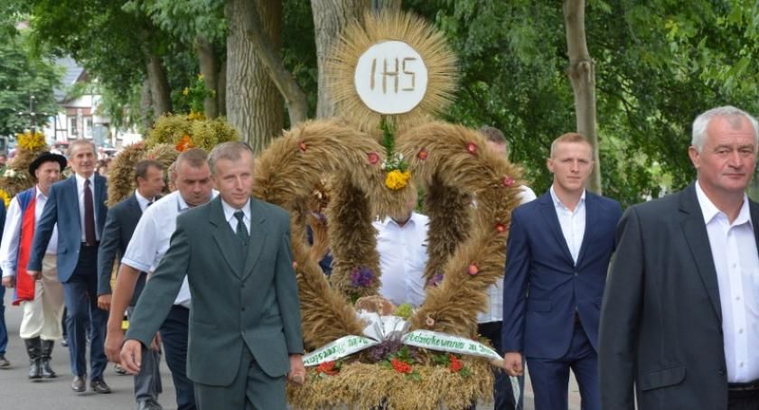 Dożynki gminno-parafialne w Miechucinie