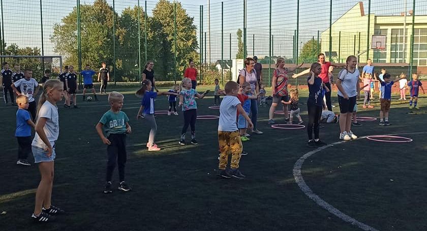 Za nami pełen atrakcji Dzień Sportu na Orliku w Sierakowicach