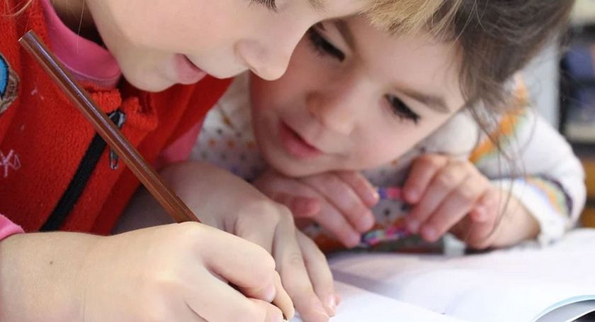 Szkoły podstawowe w Borzestowie i Miechucinie w projekcie mPotęga