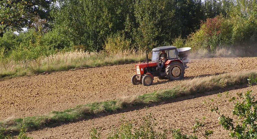 Gm. Sierakowice. Będzie można bezpłatnie pozbyć się folii rolniczej