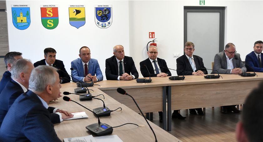 Ponad 100 kilometrów dróg w trzy lata - które samorządy zyskały najwięcej?