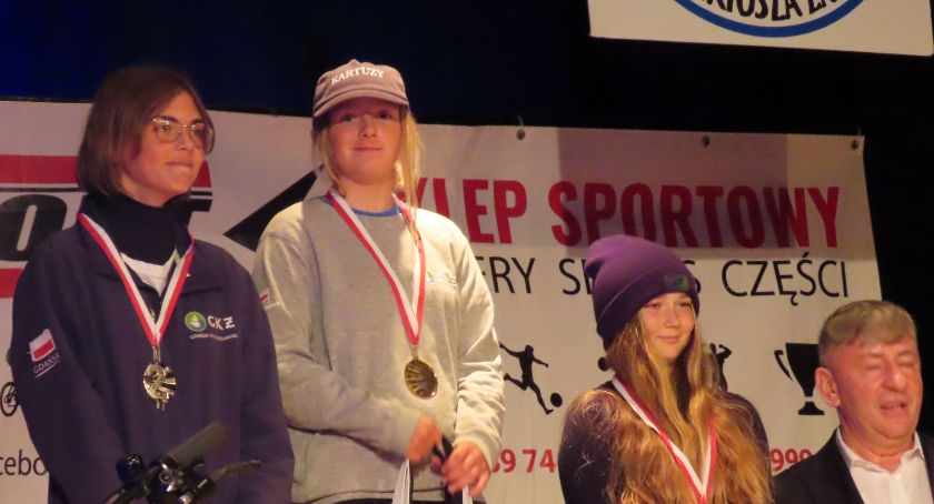 Kalina Szostek ze zwycięstwem w regatach windsurfingowych w Nieporęcie i Mrągowie