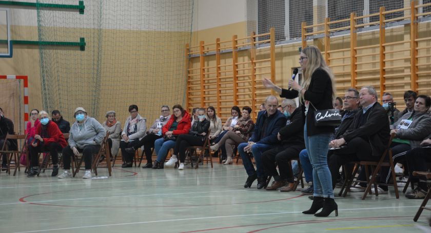 Było burzliwie, ale sołtys Dzierżążna na razie zostaje