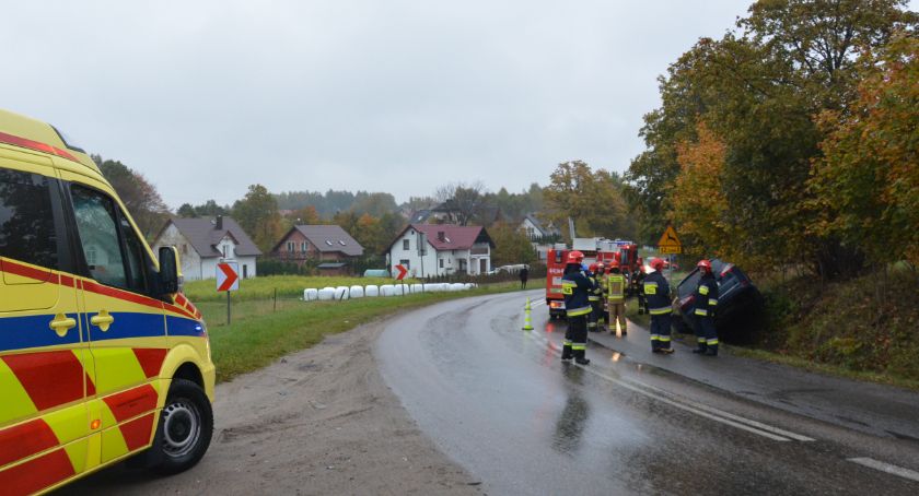 Kobysewo. Ford wypadł z drogi