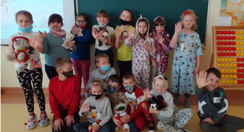 Uczniowie SP w Sulęczynie wsparli podopiecznych Pomorskiego Hospicjum w Gdańsku
