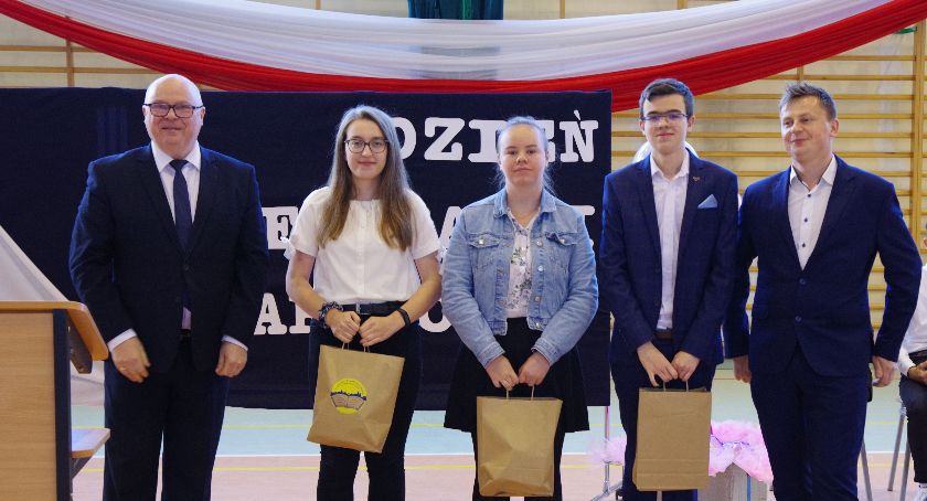 Sierakowice. Uczniowie ZSP będą reprezentować powiat kartuski w finale konkursu historycznego w Zakopanem 