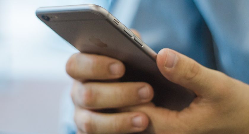 Dostał podejrzanego smsa - nie dał się oszukać