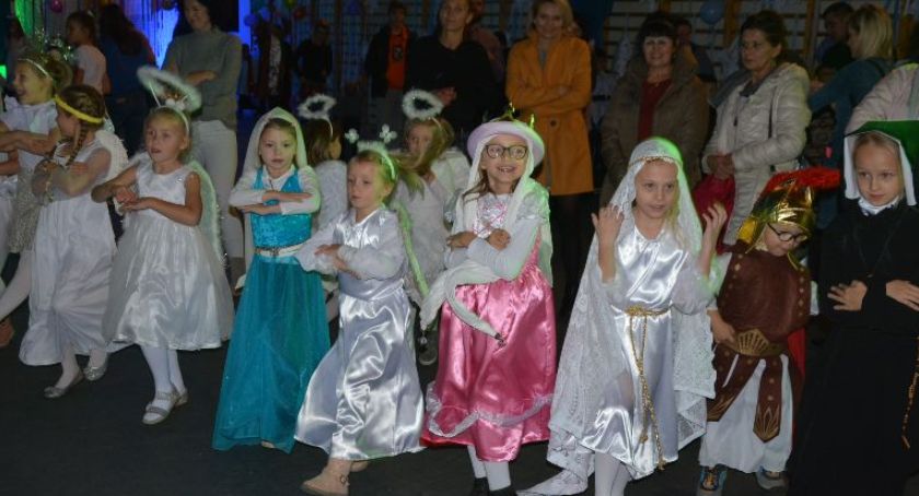 III Bal Wszystkich Świętych w Sierakowicach