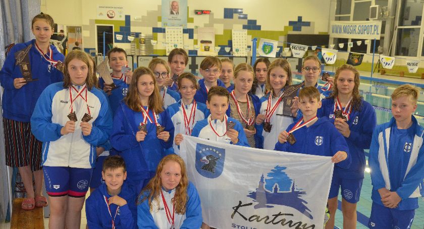 31 medali kartuskich pływaków na zawodach w Sopocie