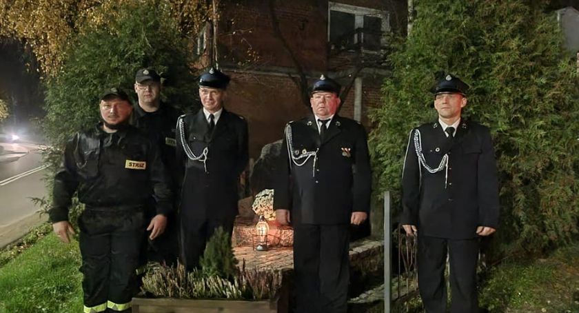Pamiętali o strażakach, którzy odeszli na wieczną służbę