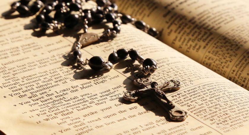 Coraz więcej młodych rezygnuje z lekcji religii - jak wygląda to w Kartuskiem?