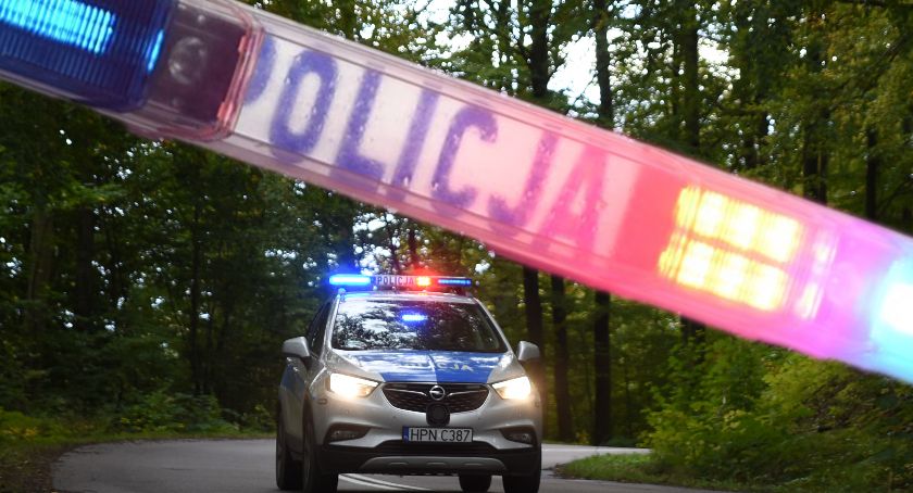 Rzucał kamieniami w przejeżdżające samochody - mogło dojść do tragedii