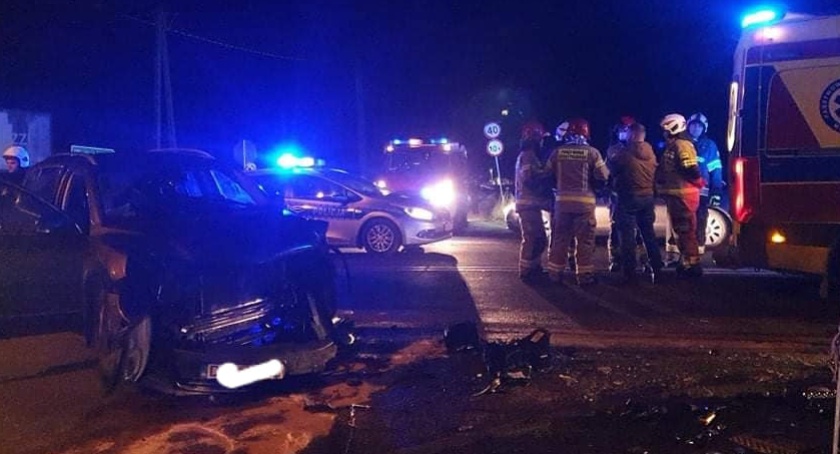 Miszewko. Czołówka na K20 - dwie osoby poszkodowane