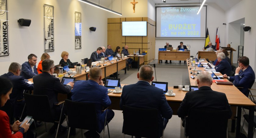 Żukowo w 2022 roku wyda na inwestycje ponad 83 mln złotych