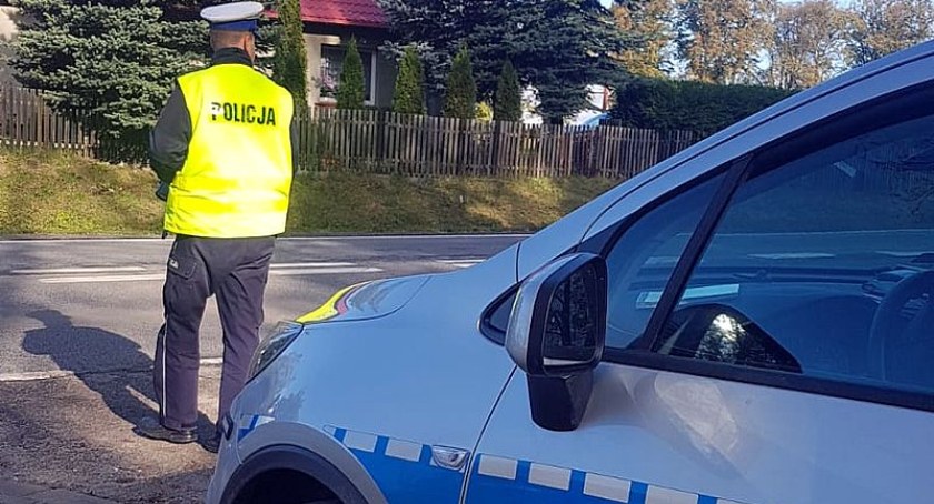 Policjanci w cztery dni wystawili 26 mandatów na łączną kwotę 10.000 złotych