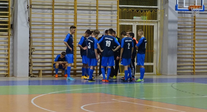 Trzecie miejsce Amatora Kiełpino w turnieju Kiełpino Cup rocznika 2005