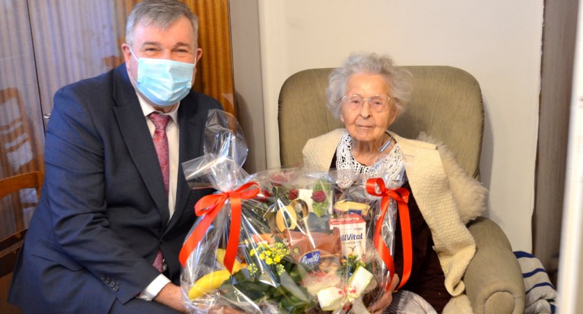 Genowefa Bulczak, jedna z najstarszych mieszkanek Kartuz świętuje 100. urodziny