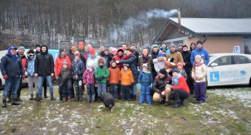 Zimowy wośpowy spływ kajakowy w Kajaczkowie