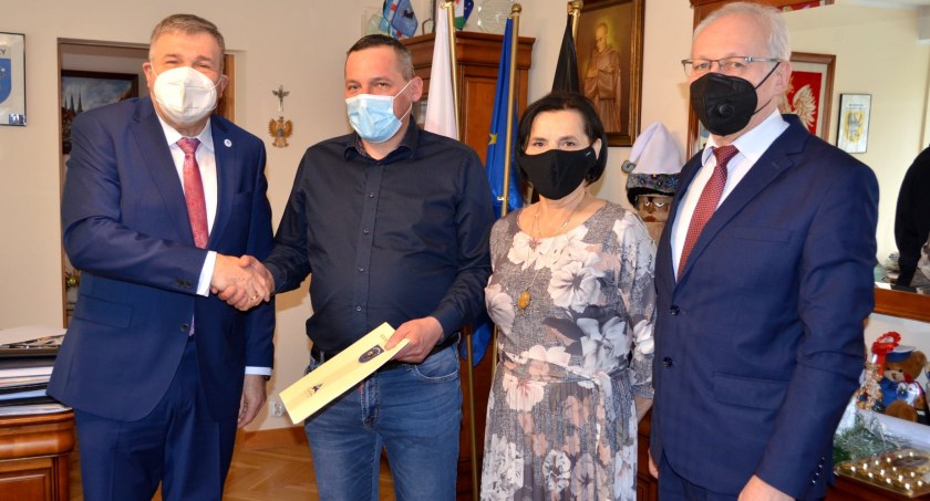 Ulica Wiejska w Grzybnie zostanie rozbudowana
