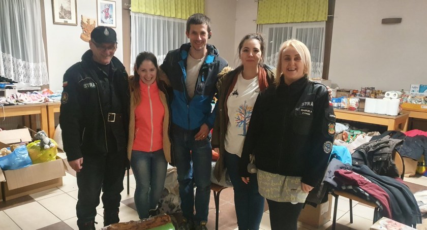 Strażacy odpowiedzieli na apel - dzięki ich pomocy potrzebne dary dotrą na Ukrainę 