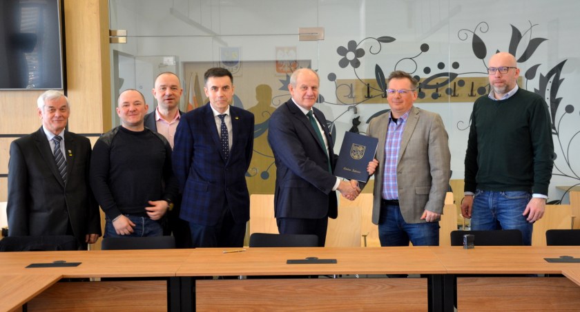 Przy ul. Rolniczej w Baninie powstanie chodnik. Jest też dobra wiadomość dla rowerzystów