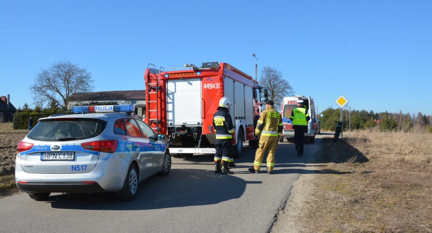 Kamienica Szlachecka. Zderzenie motocykla z oplem
